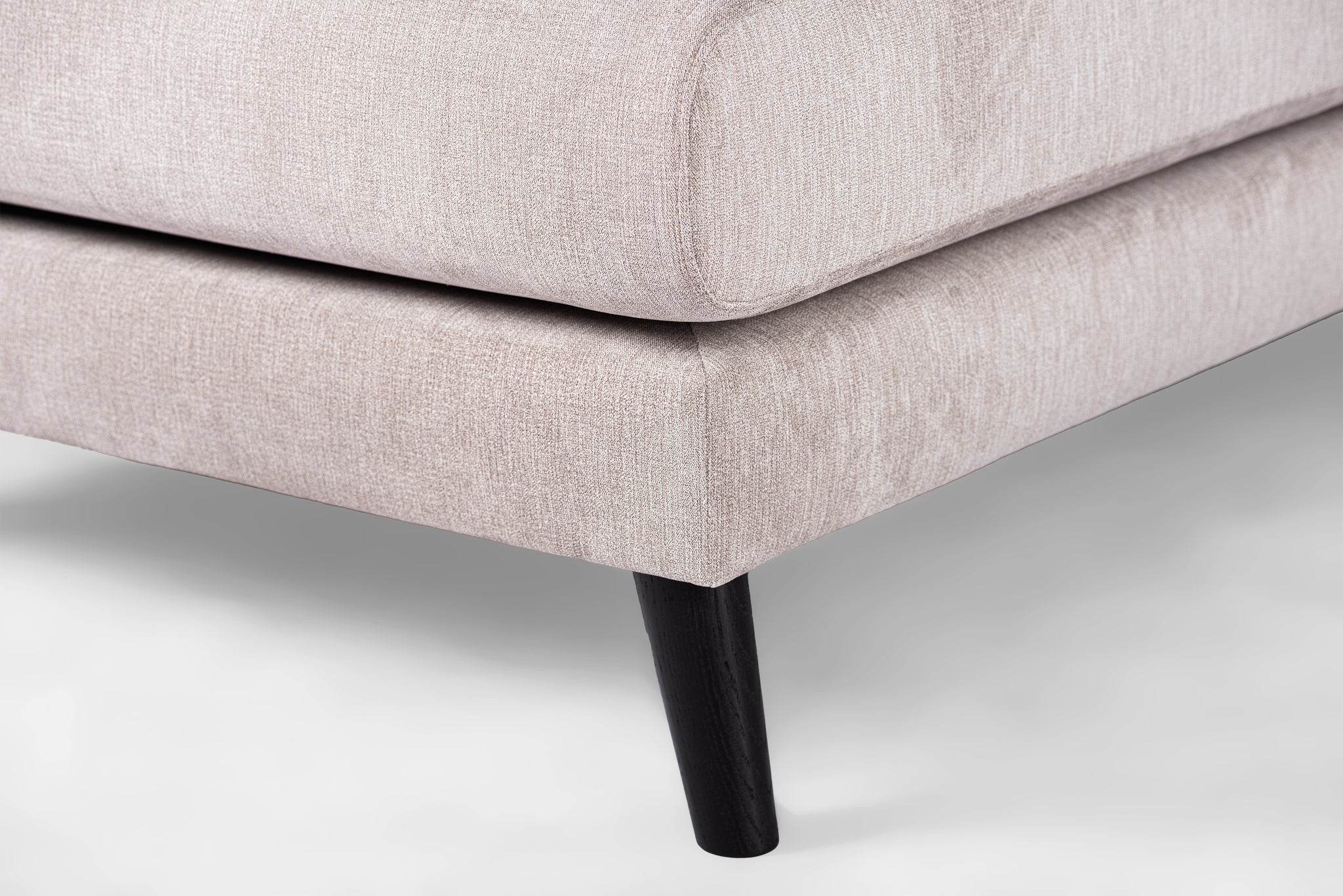 3-zits hoekbank links, stof Orinoco 23, K460 beige, zwarte poot