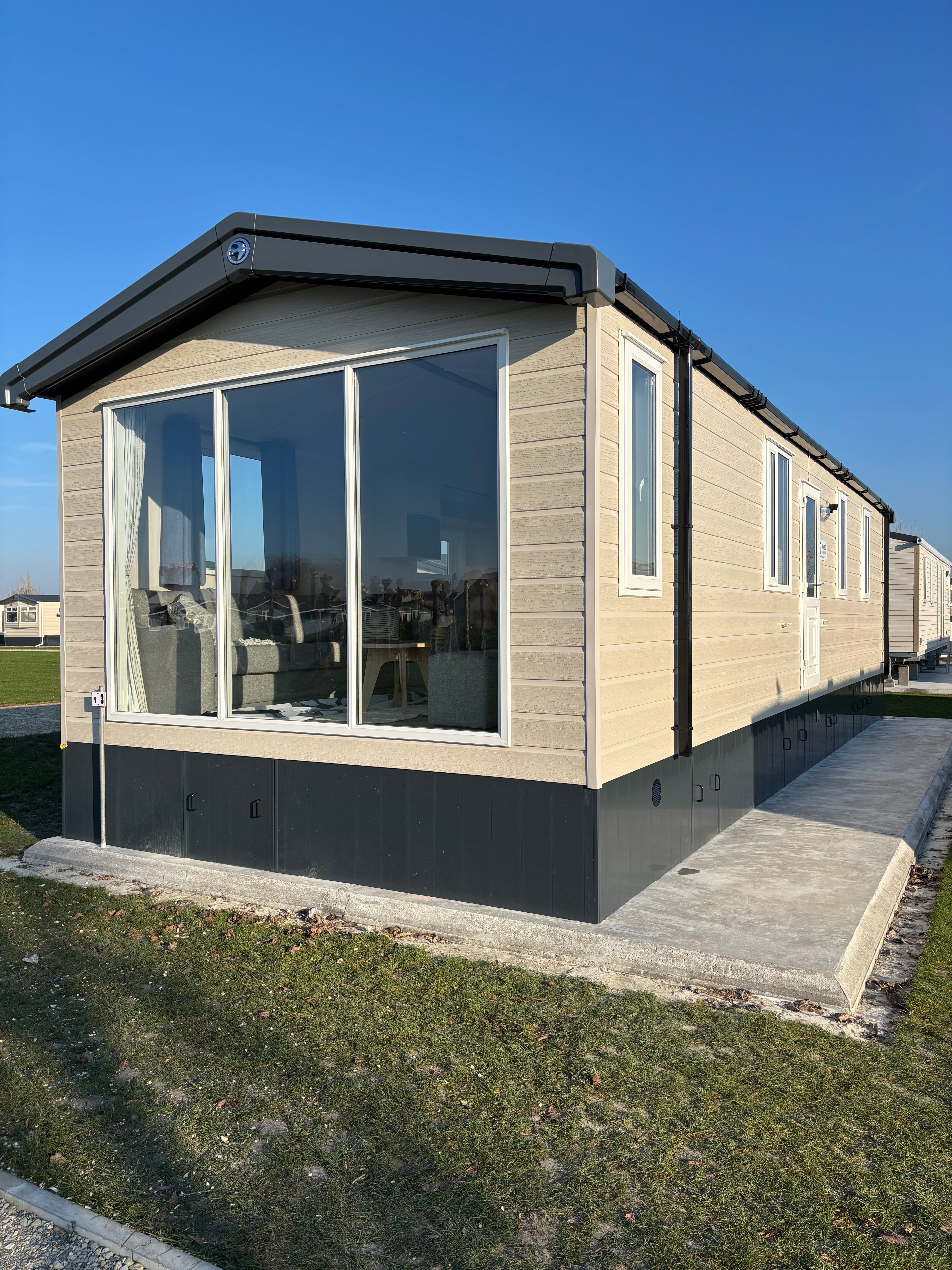 Nieuwe - Swift - Stacaravan Ardennes - 1200/2 - 2 slaapkamers - 1200x380cm - Camping Ter Hoeve Bredene N3