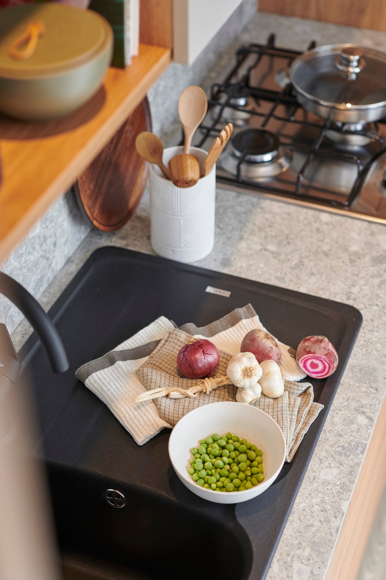 Nieuwe Lodge Mistral Premium Snow - 2 slaapkamers - 1080x400cm - Camping Asterix - Sleutel op de deur