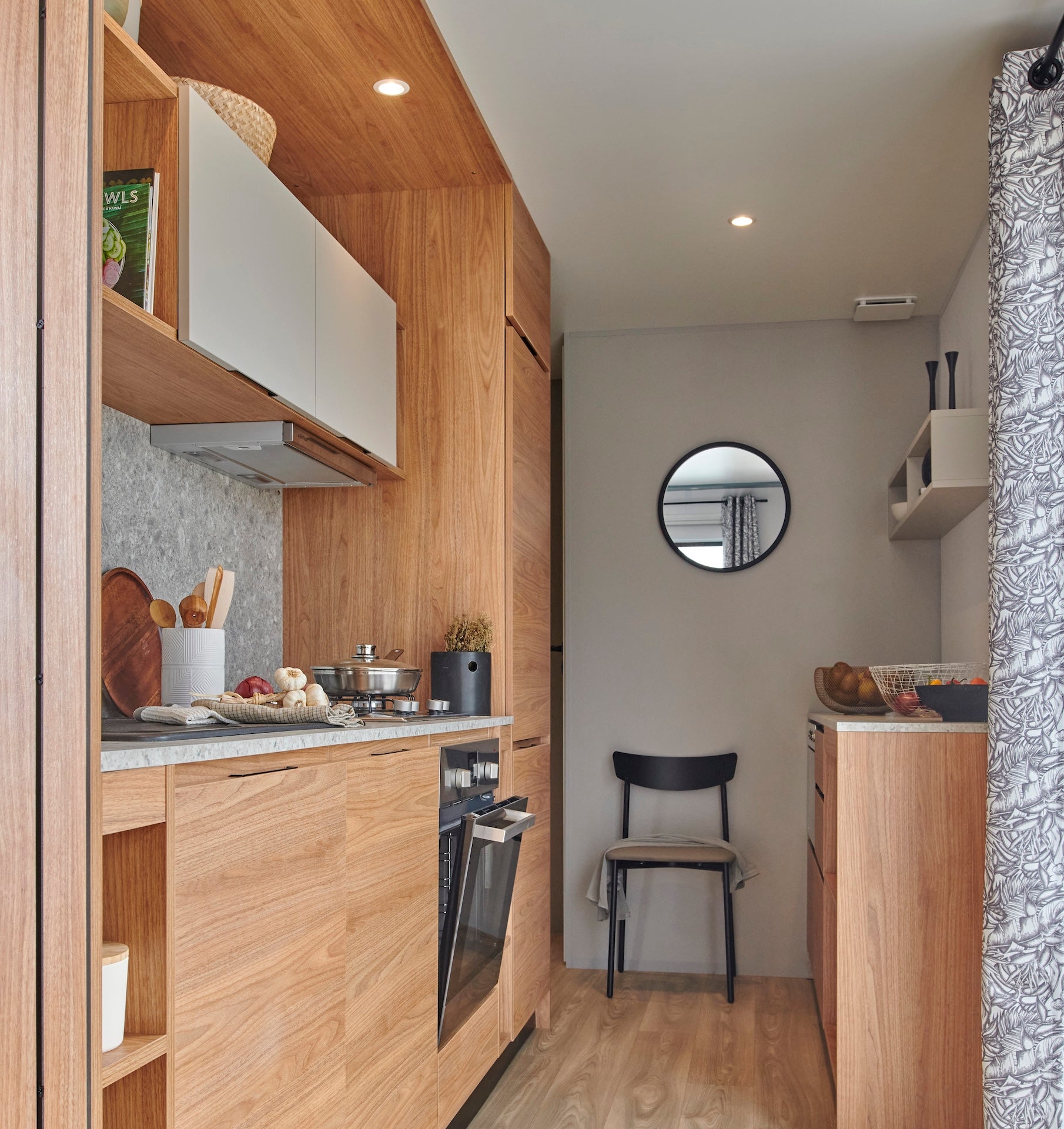 Nieuwe Lodge Mistral Premium Snow - 2 slaapkamers - 1080x400cm - Camping Asterix - Sleutel op de deur