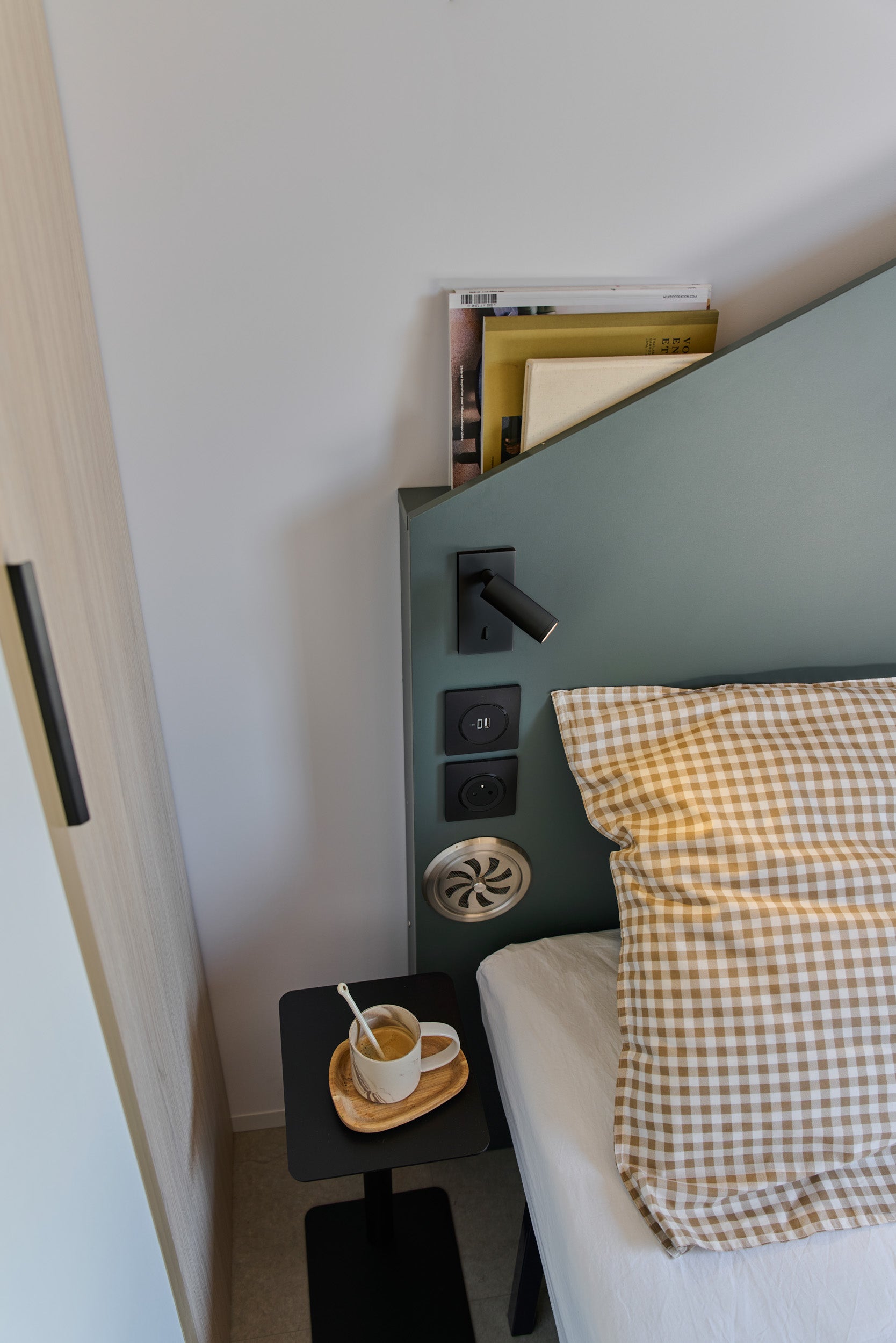 Nieuwe Stacaravan Happy 2 - 2 slaapkamers - 820x400cm