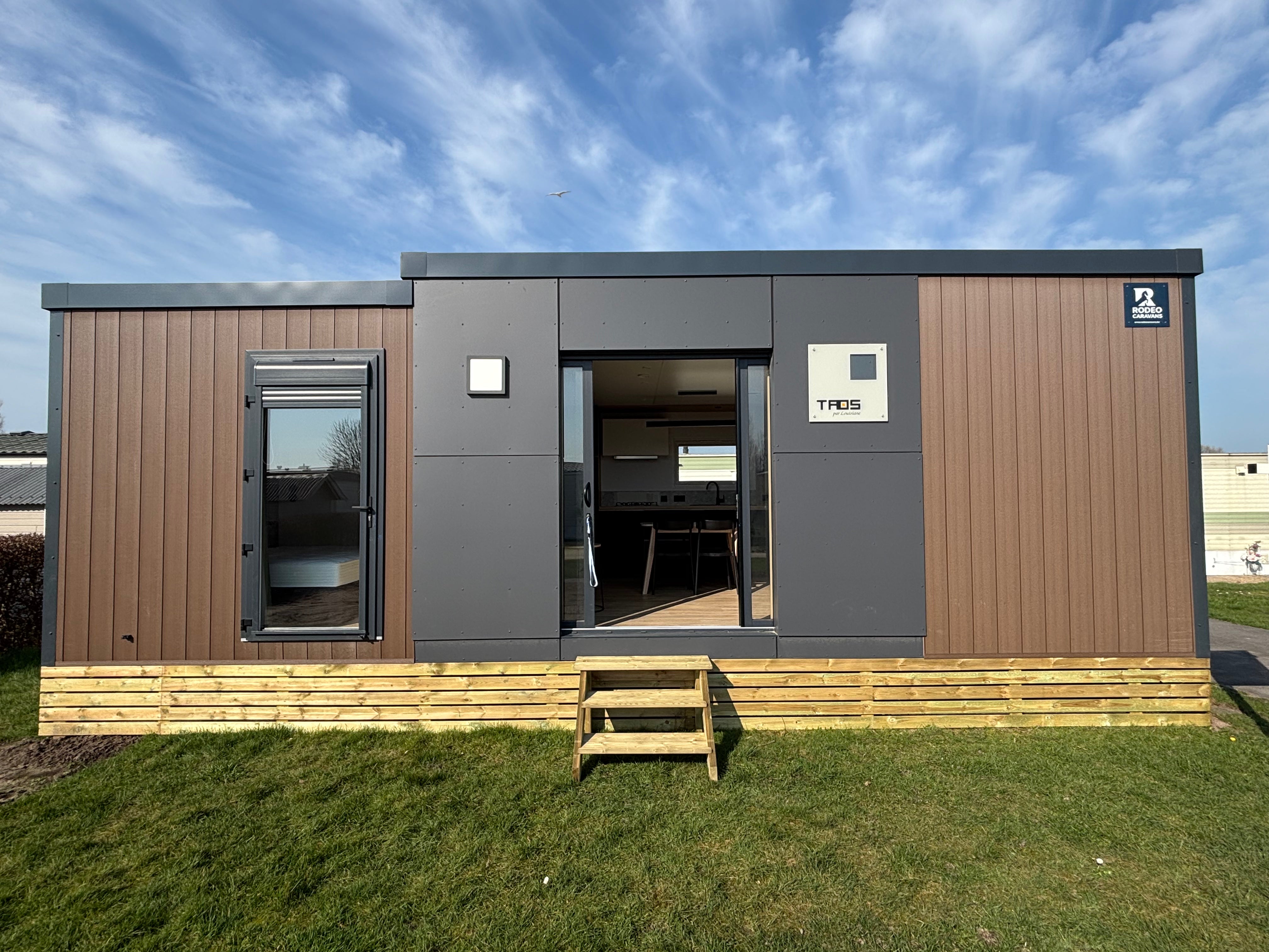 Nieuwe Stacaravan Taos F4 - 2 slaapkamers - 880x430cm - Camping De Zeekoning - De Haan perceel 27