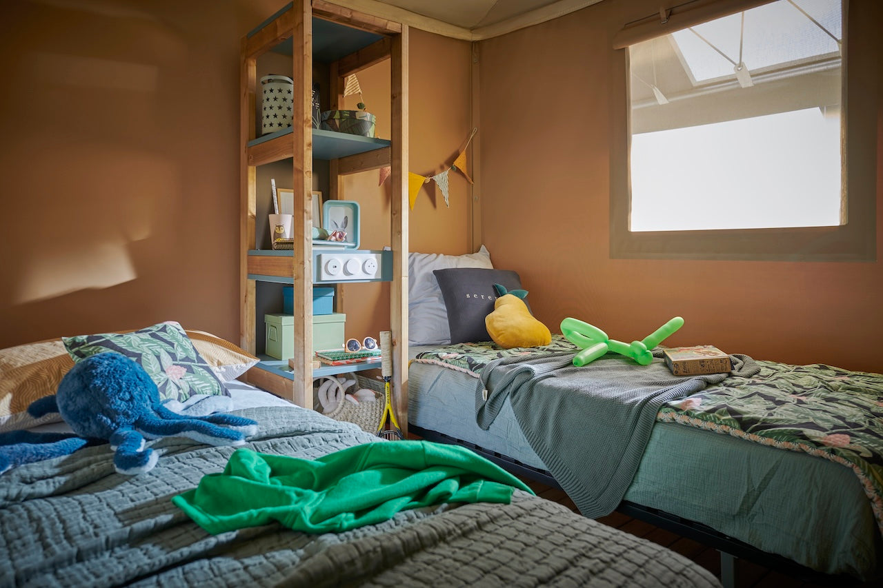 Nieuwe Lodge - Mini Wood 23/2 - 460x750cm - Hoogte 130cm