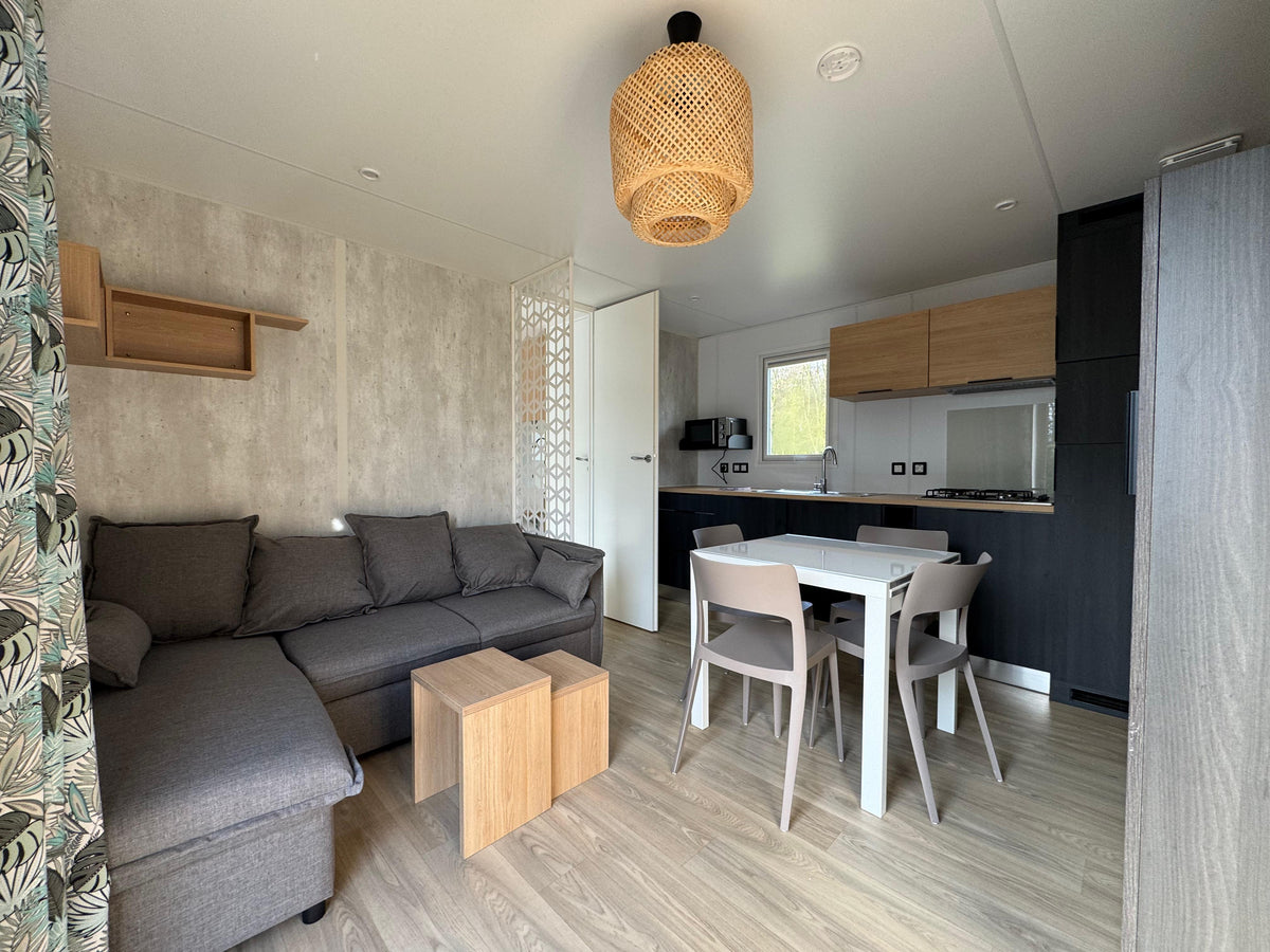 Nieuwe Lodge Iroise - 2 slaapkamers - 880x420cm inclusief zongericht terras - Camping Bosrand - Lembeke