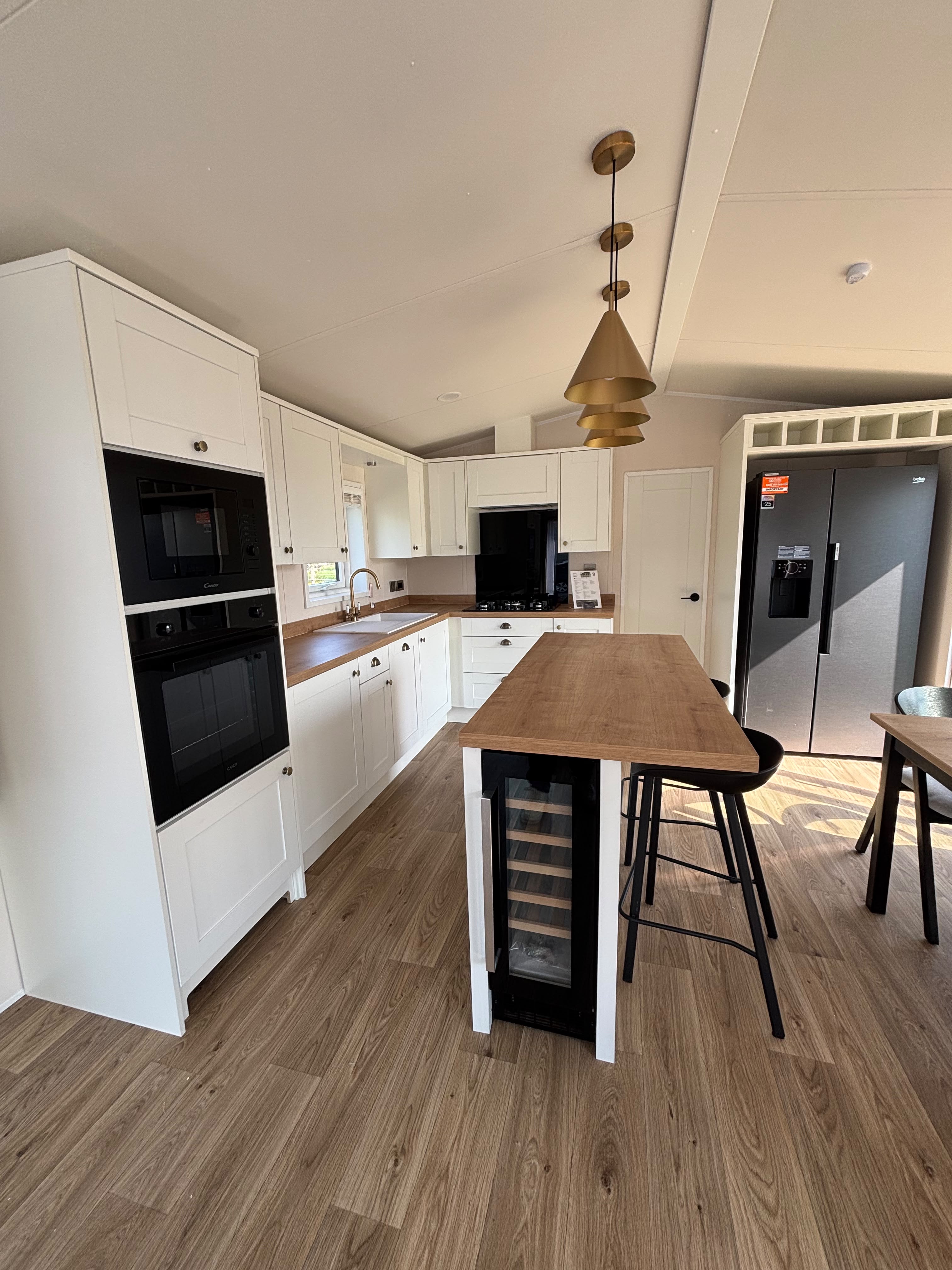 Nouveau Mobil-home Rodeo Brussels Deluxe - 1280/2 - 2 chambres - 1280x420cm