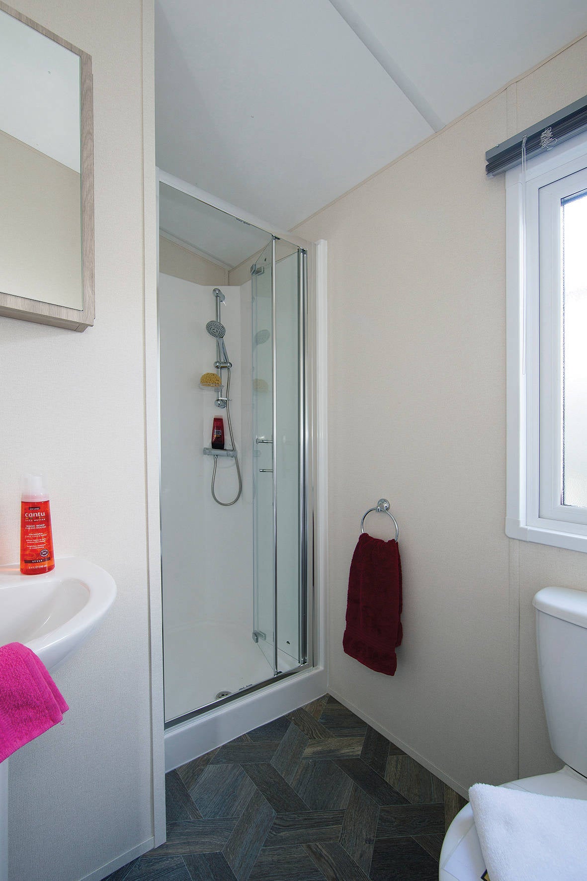 Nieuwe Rodeo Stacaravan Leeds - 790/1 - 1 slaapkamer - 790x305cm