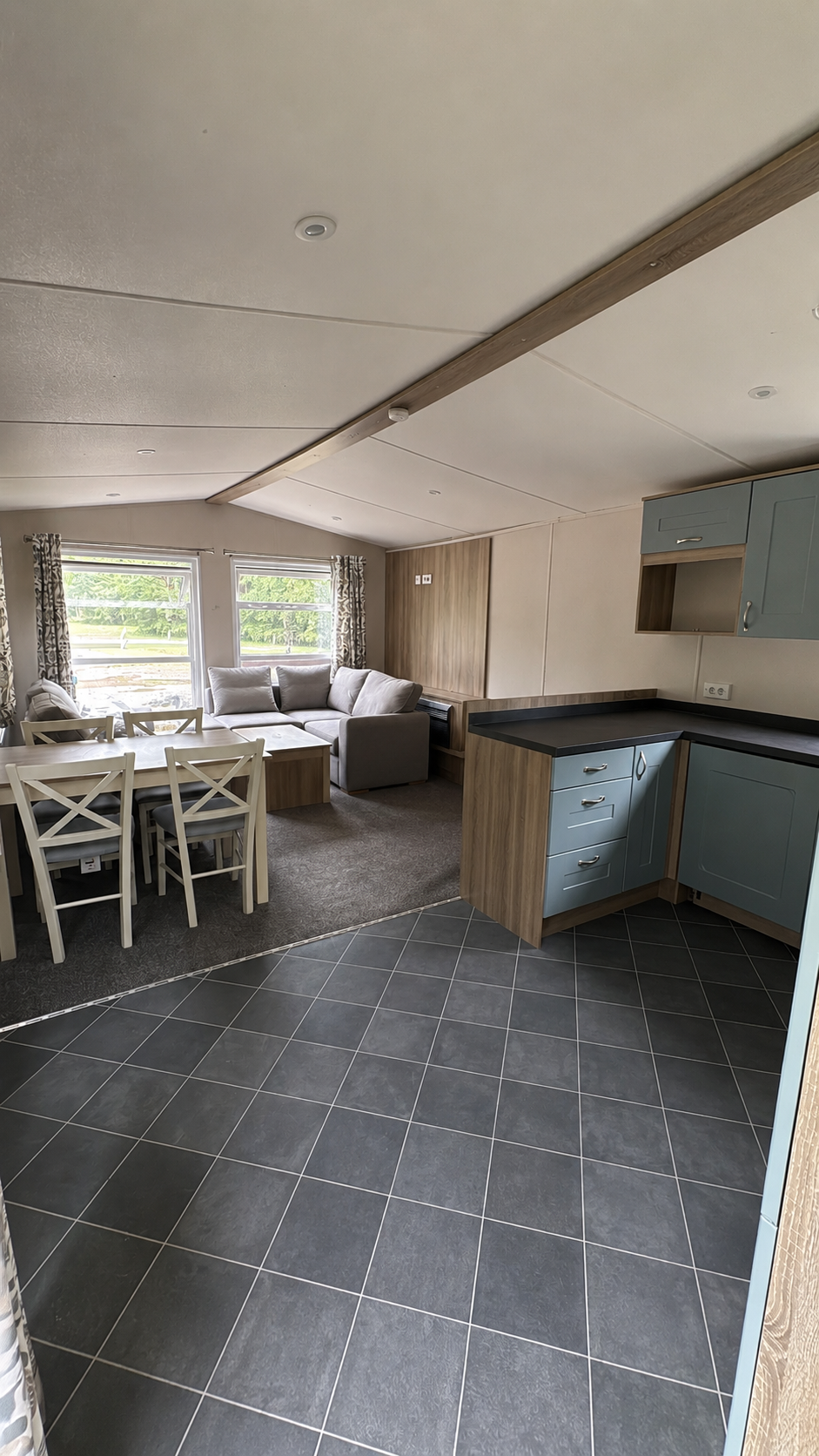 Nieuwe Rodeo Stacaravan Love - 1180/2 - 2 slaapkamers - 1180x370cm