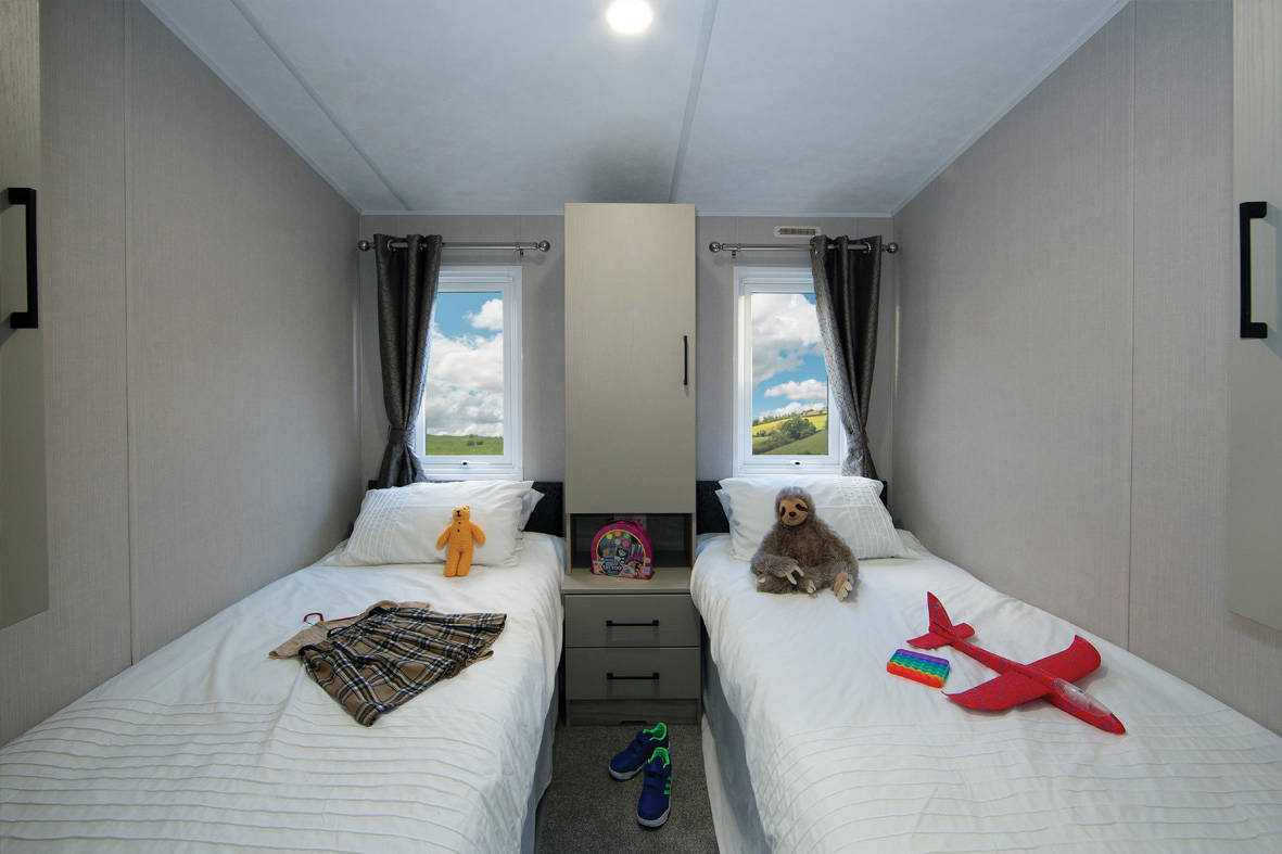 Nieuwe Rodeo Stacaravan York - 1220/2 - 2 slaapkamers - 1220x396cm