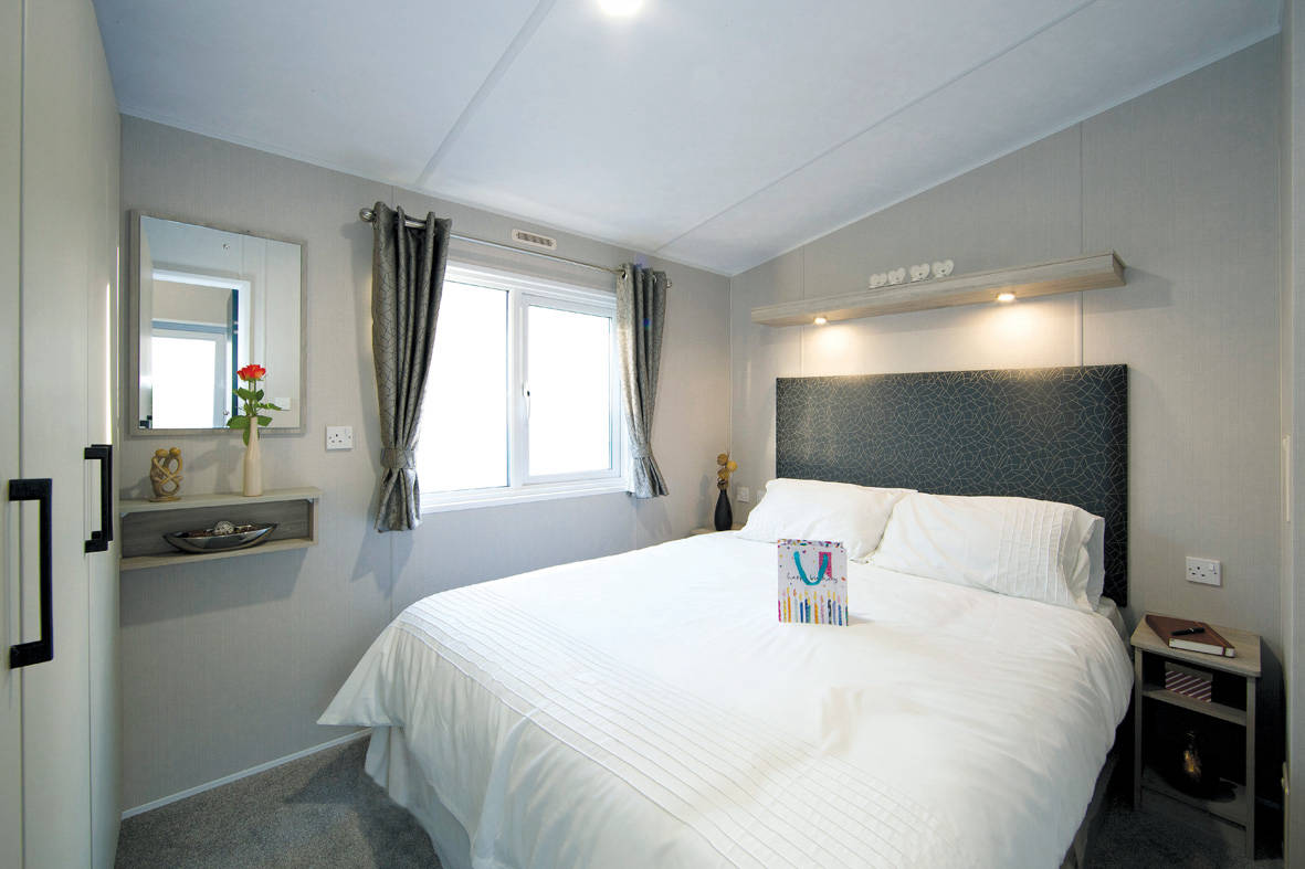 Nieuwe Rodeo Stacaravan York - 1220/2 - 2 slaapkamers - 1220x396cm