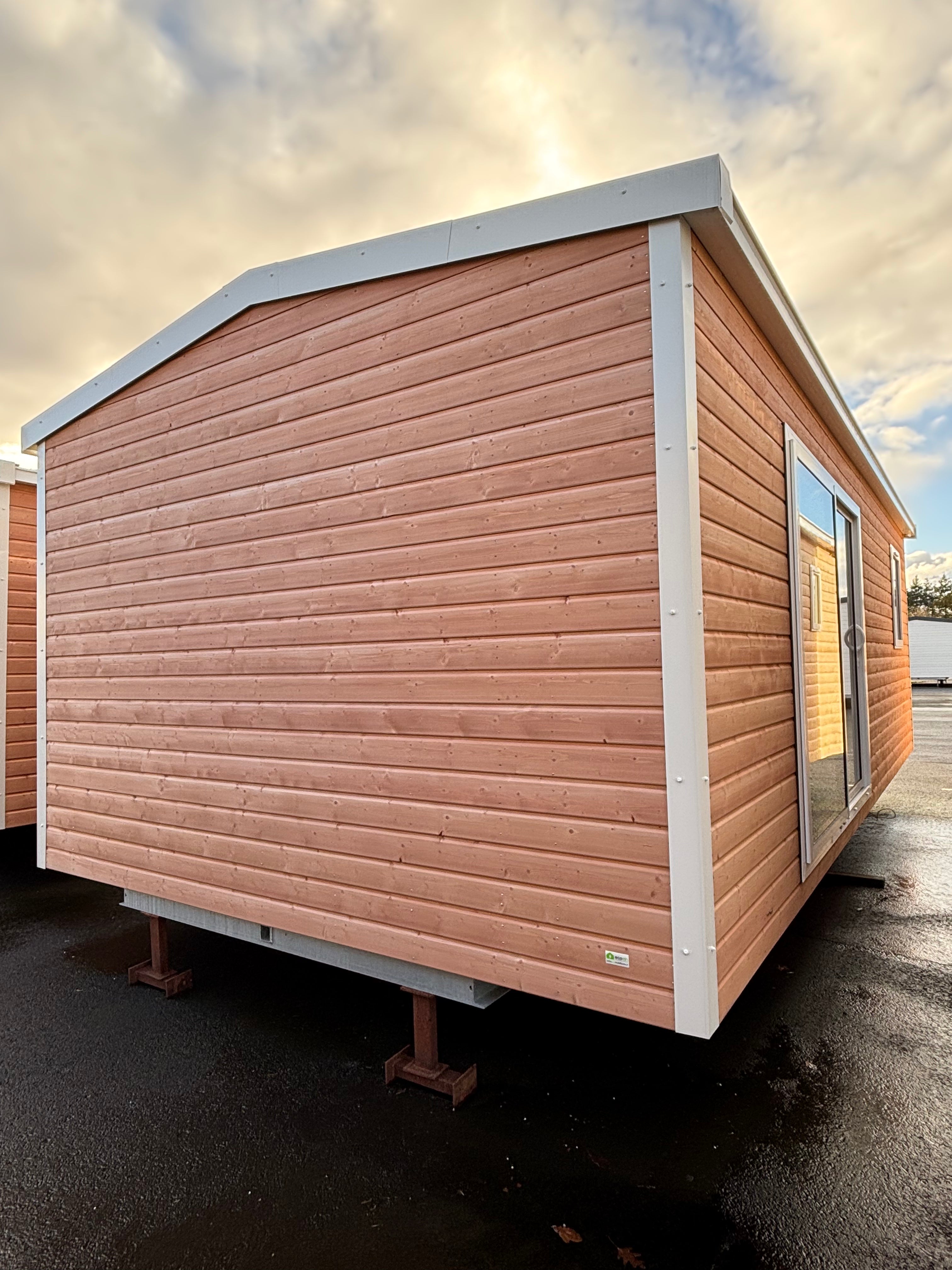 Nieuwe Stacaravan Happy 2 - 2 slaapkamers - 820x400cm