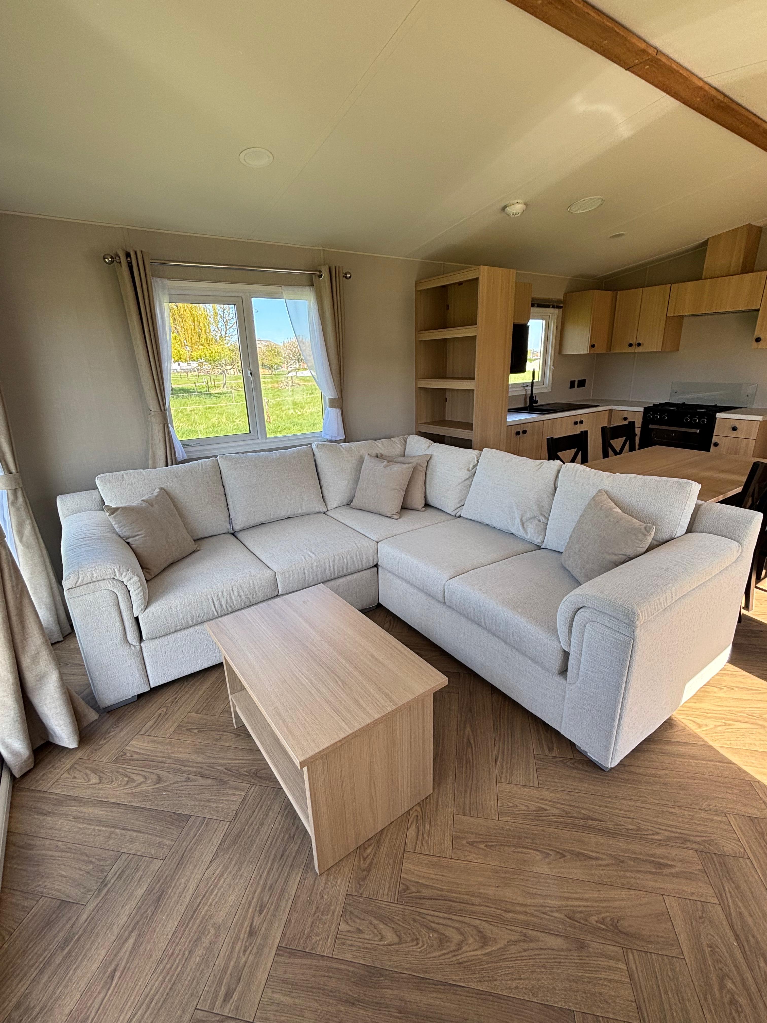 Neu - Sunseeker - Flore Mobilheim - 1100/2 - 2 Schlafzimmer - 1100x370cm