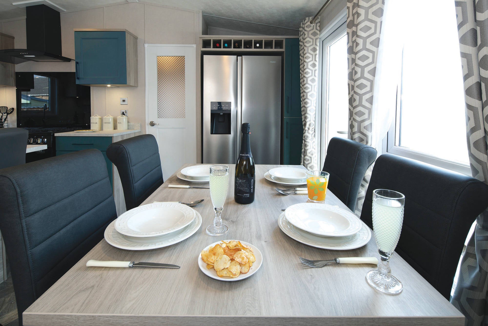 Nieuwe Rodeo Stacaravan Sheffield Deluxe - 1250/3 - 3 slaapkamers - 1250x427cm