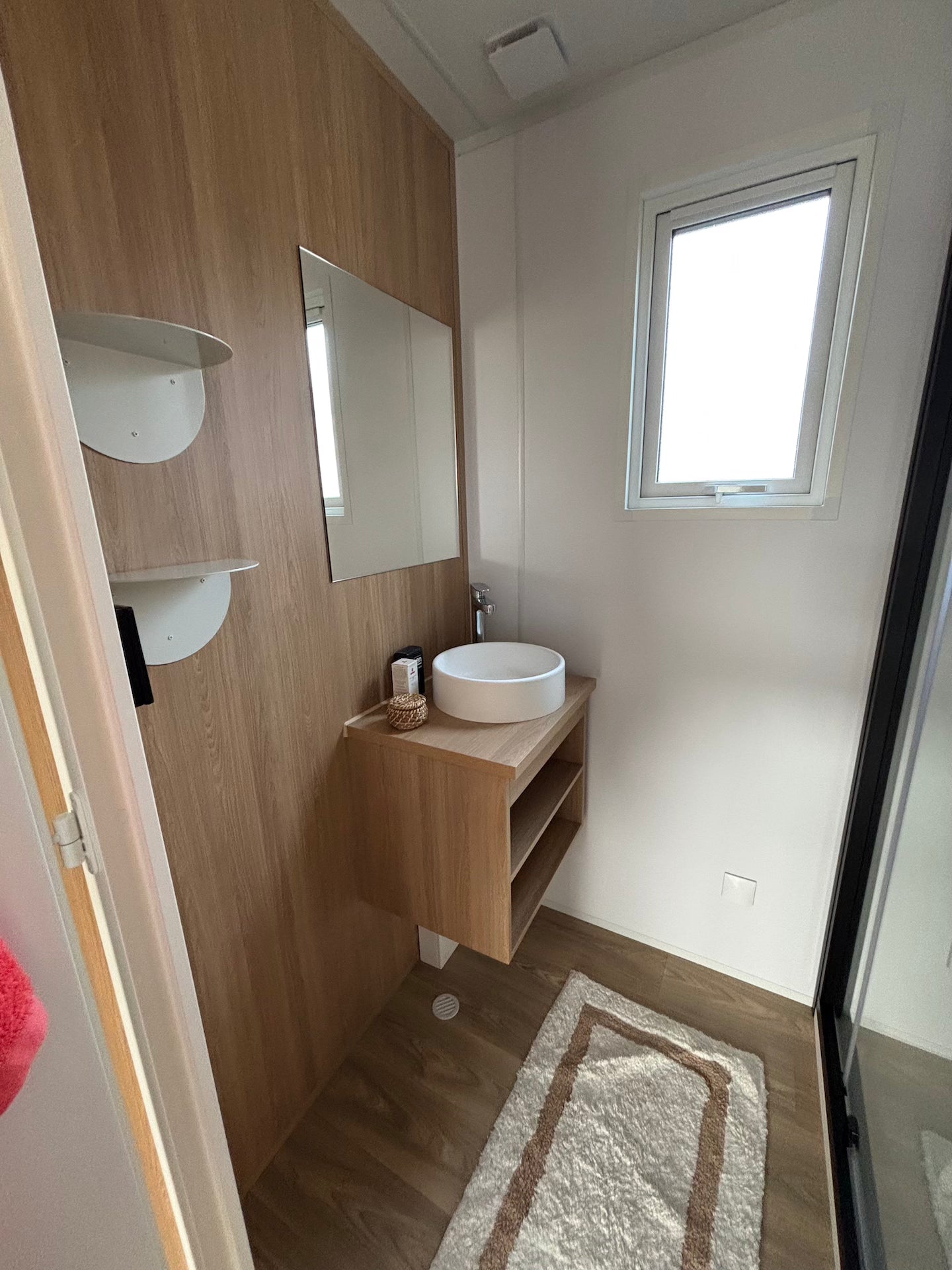 Neues Mobilheim von Seychelles Tobacco – 3 Schlafzimmer – 1080 x 400 cm