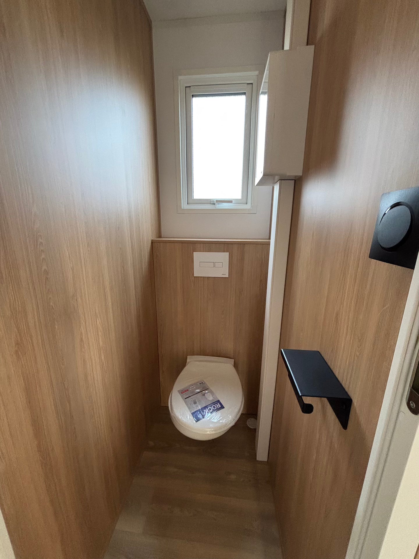 Neues Mobilheim von Seychelles Tobacco – 3 Schlafzimmer – 1080 x 400 cm