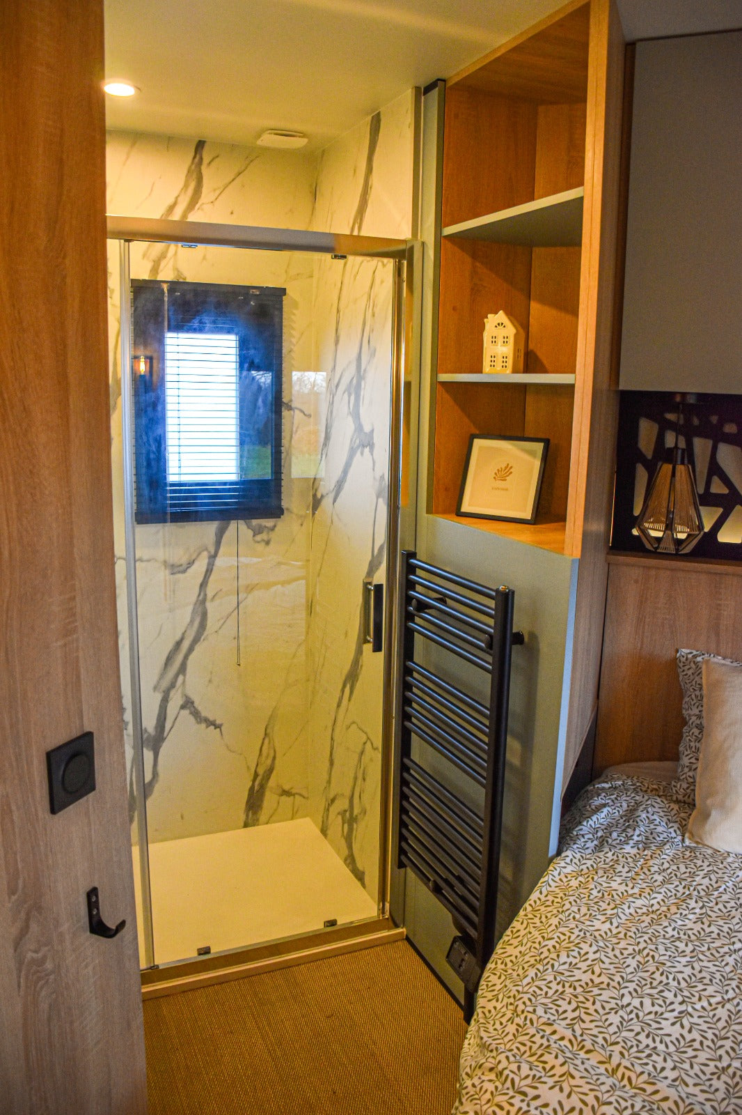 Nieuwe stacaravan Solarium met terras en dakterras - 2 slaapkamers - 1020x450cm - Camping Papillon Bouillon P12