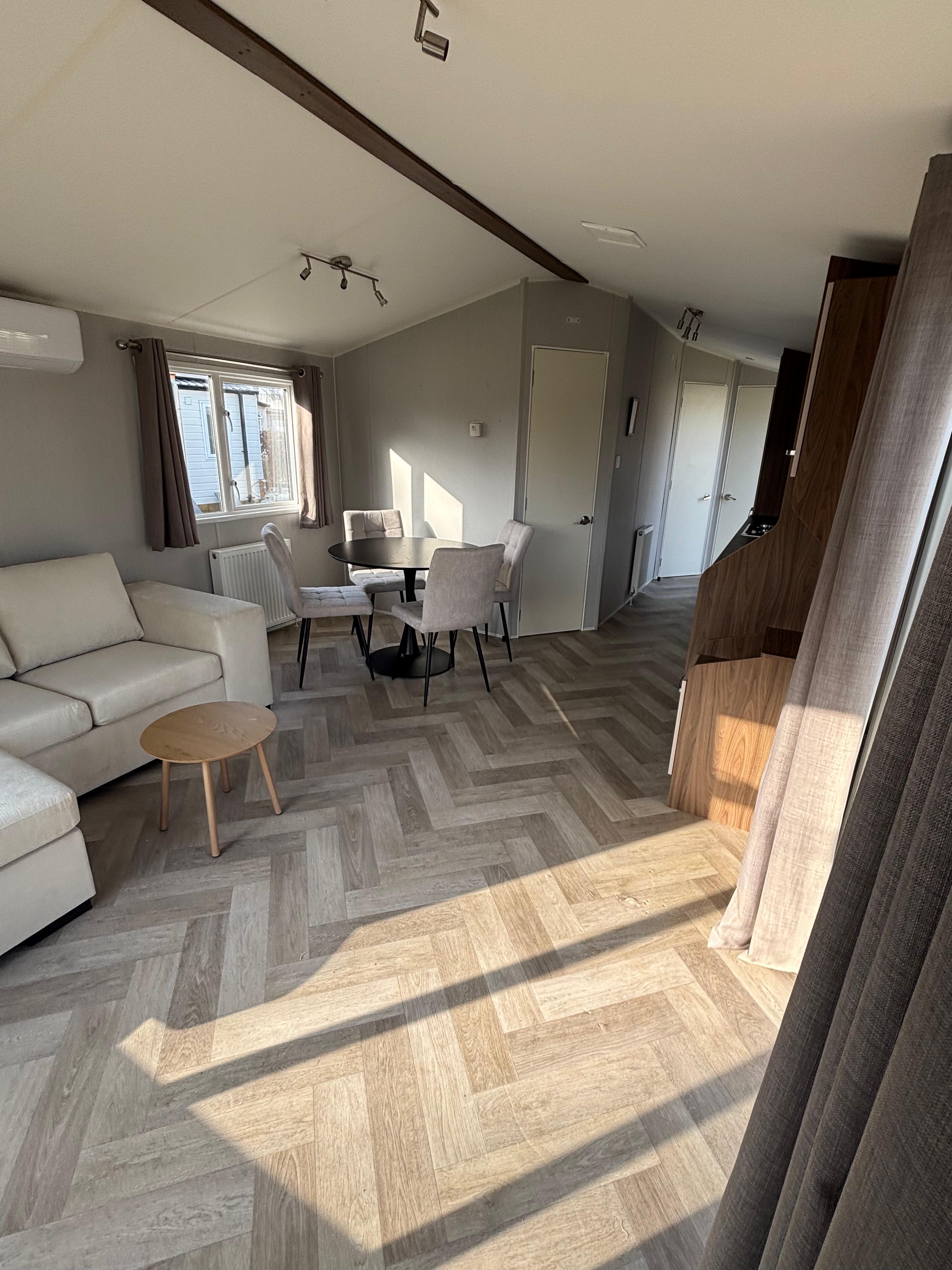 Occassions Willerby Lumic - 1050/2 - 2 slaapkamers - 1050x380cm - Camping Papillon Kinrooi - Perceel 126