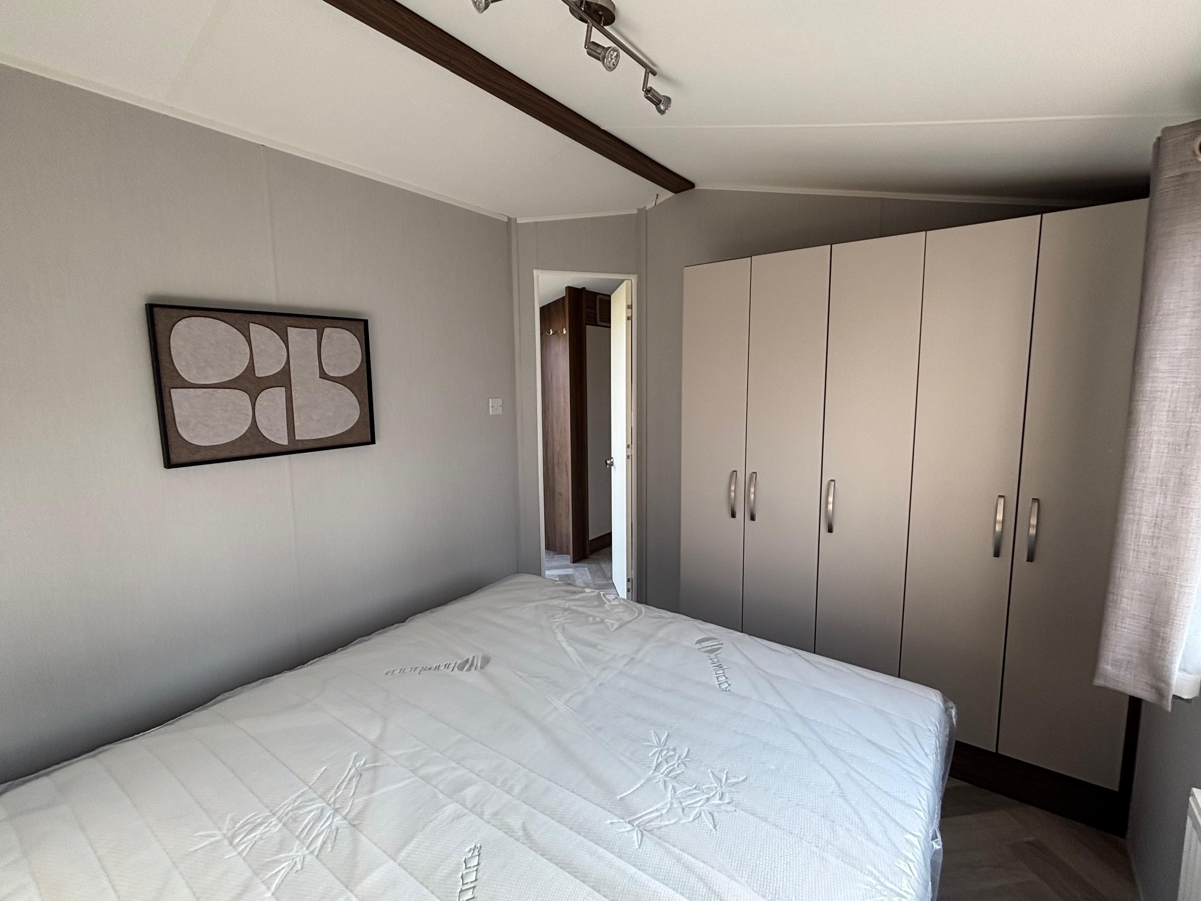 Occassions Willerby Lumic - 1050/2 - 2 slaapkamers - 1050x380cm - Camping Papillon Kinrooi - Perceel 126