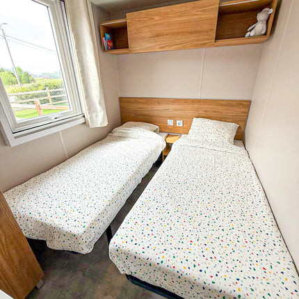 Stacaravan Monarch - 3 slaapkamers - 1009x400cm