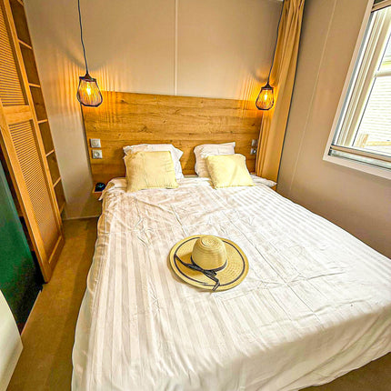 Nieuwe Stacaravan Admiral - 2 slaapkamers - 860x420cm