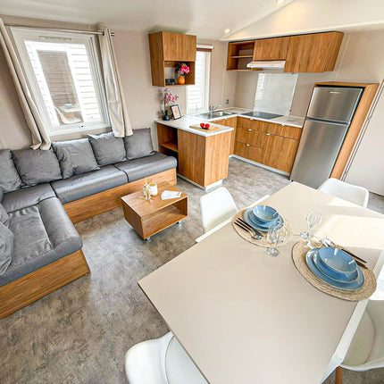 Nieuwe Stacaravan Luzerno - 2 slaapkamers - 1009x400cm