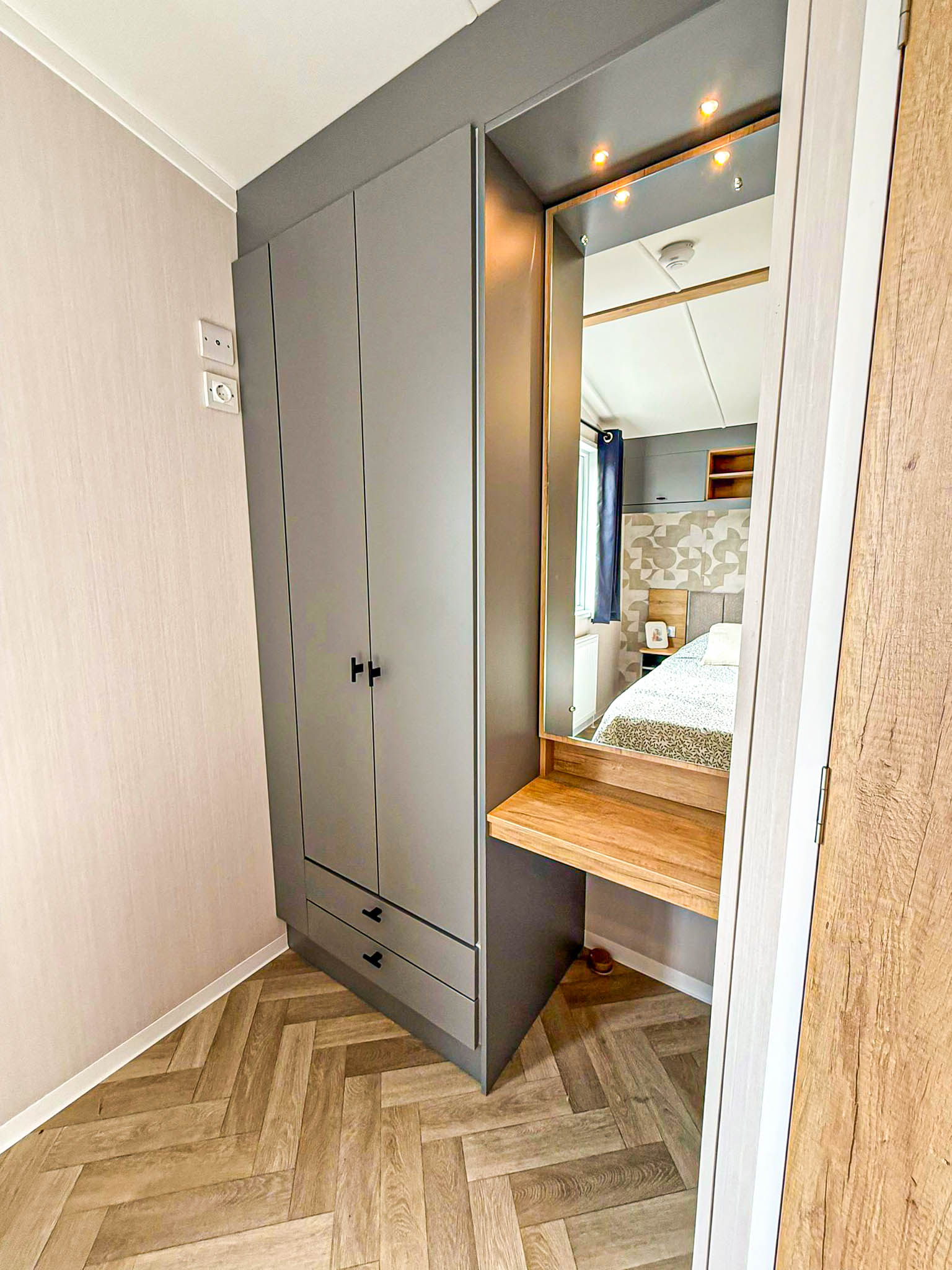 Nouveau - Sunseeker - Mobil-home Ruby Special - 1000/2 - 2 chambres - 1000x370cm