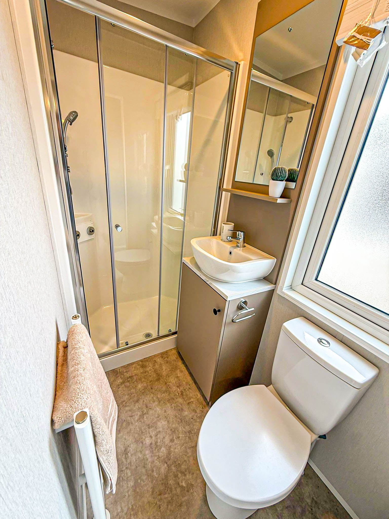 Nouveau - Sunseeker - Mobil-home Ruby Special - 1000/2 - 2 chambres - 1000x370cm