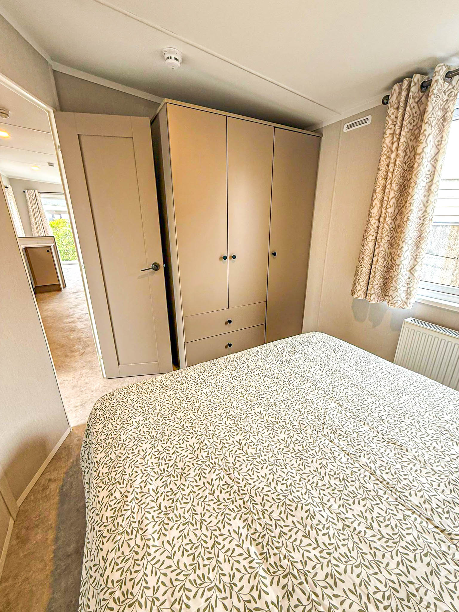 Nouveau - Sunseeker - Mobil-home Ruby Special - 1000/2 - 2 chambres - 1000x370cm