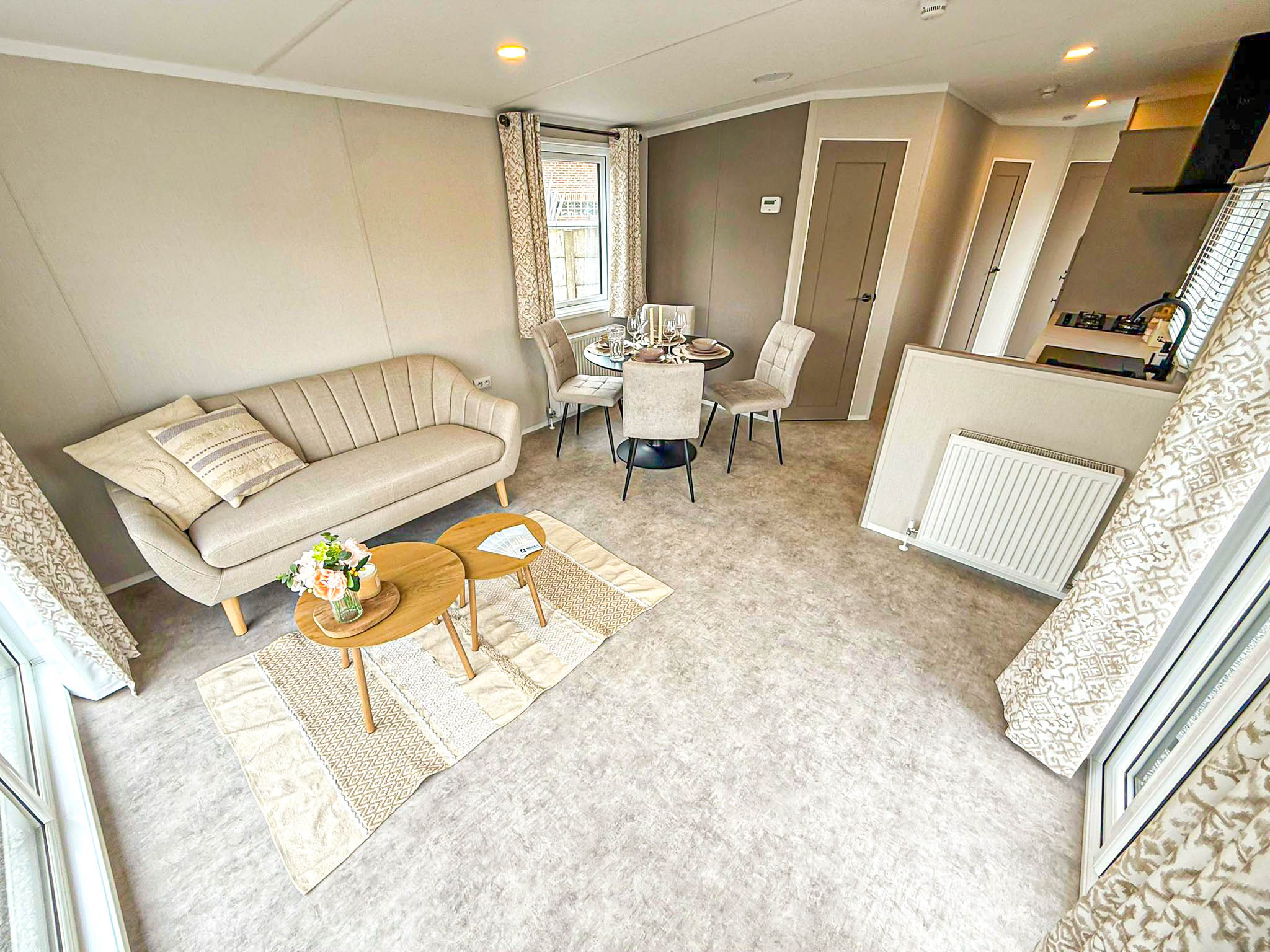 Nouveau - Sunseeker - Mobil-home Ruby Special - 1000/2 - 2 chambres - 1000x370cm