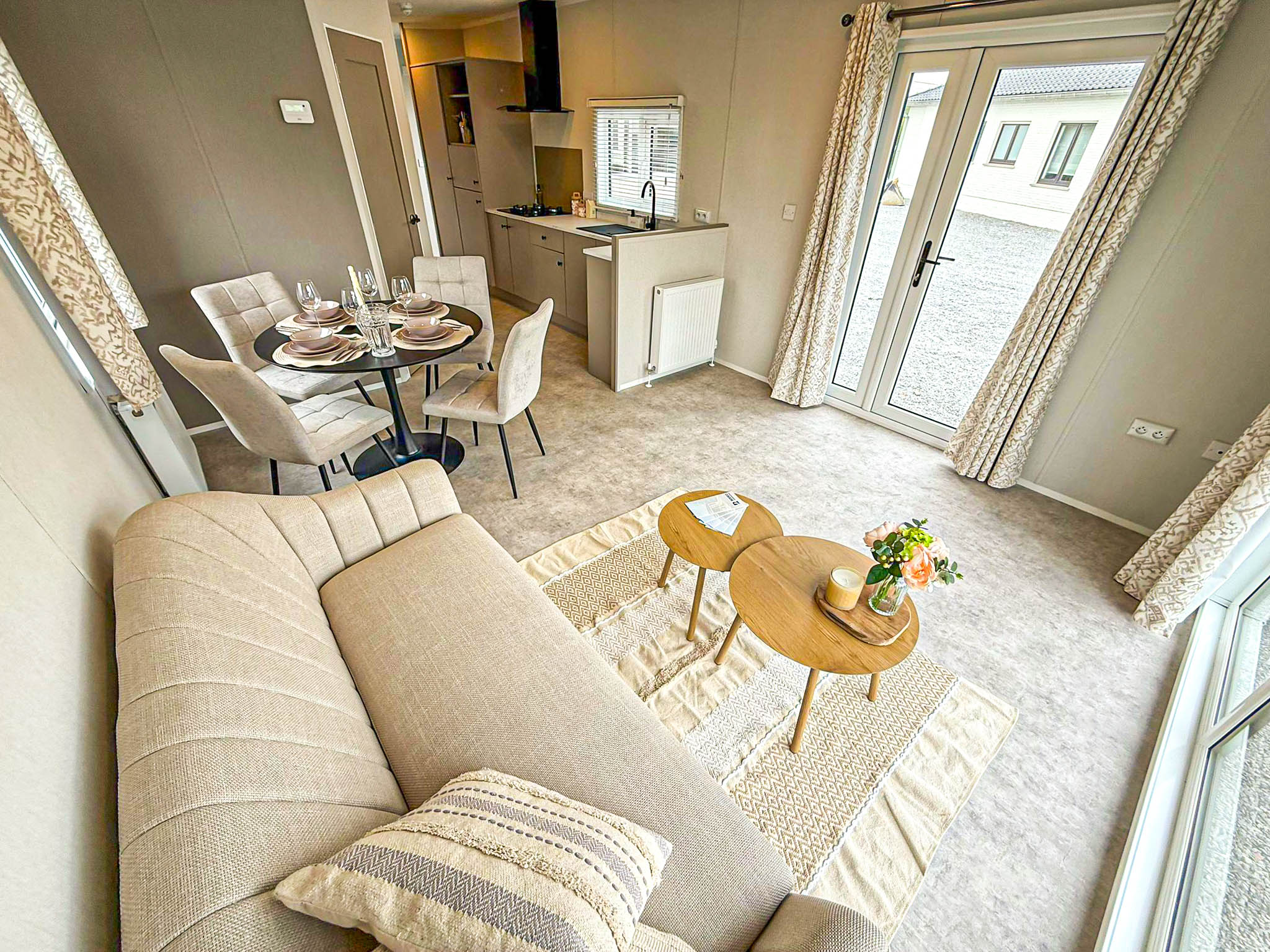 Nouveau - Sunseeker - Mobil-home Ruby Special - 1000/2 - 2 chambres - 1000x370cm