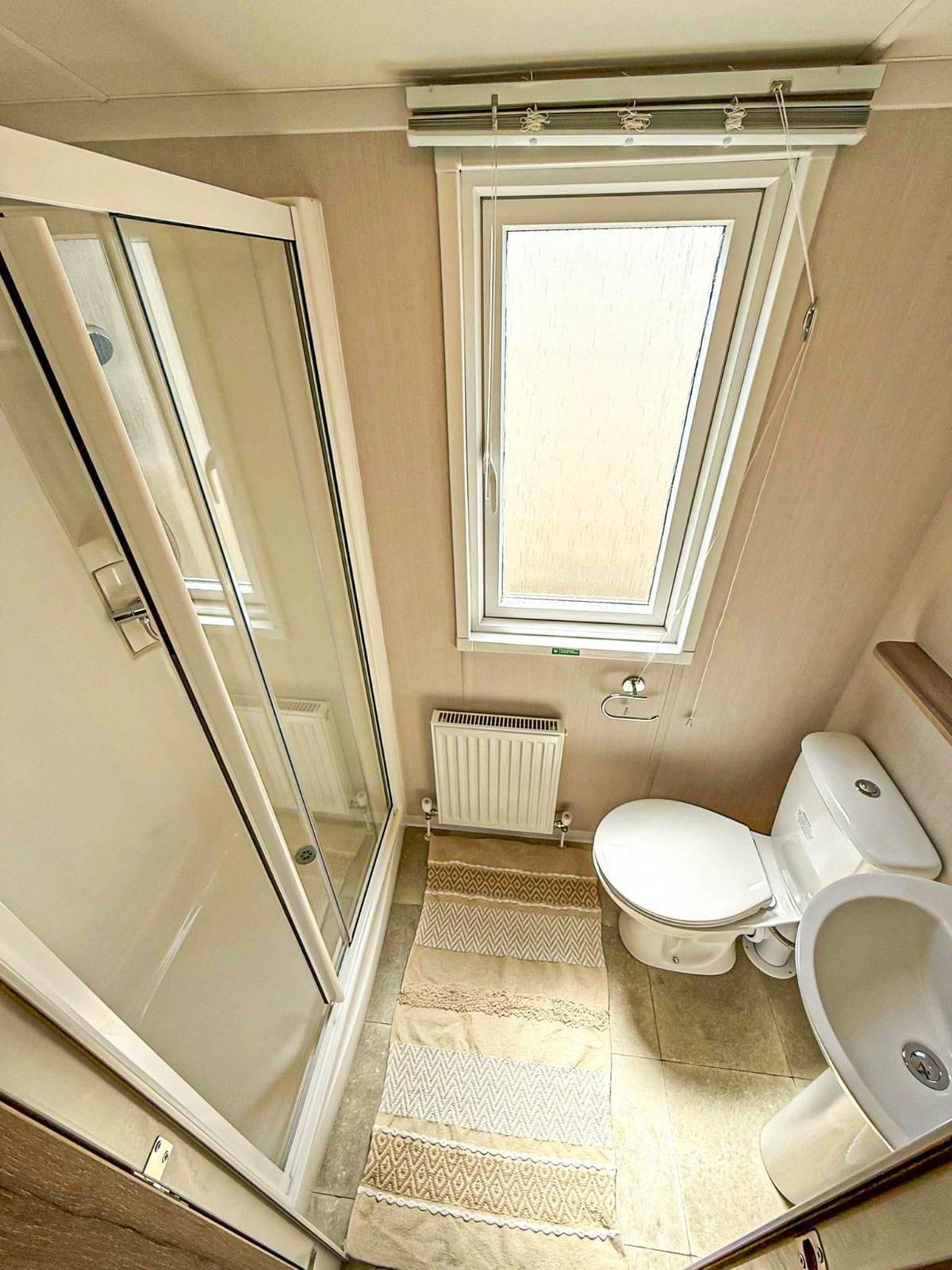 Nieuwe - Swift - Stacaravan Royan - 1100/2 - 2 slaapkamers - 1090x370cm