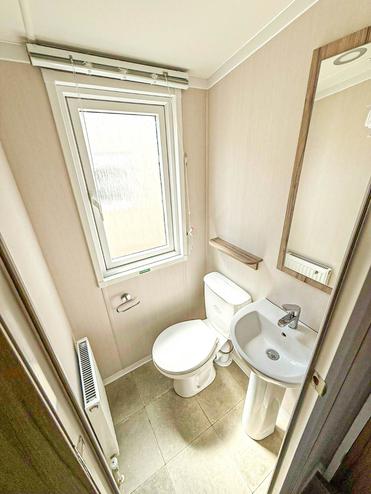 Nieuwe - Swift - Stacaravan Royan - 1100/2 - 2 slaapkamers - 1090x370cm