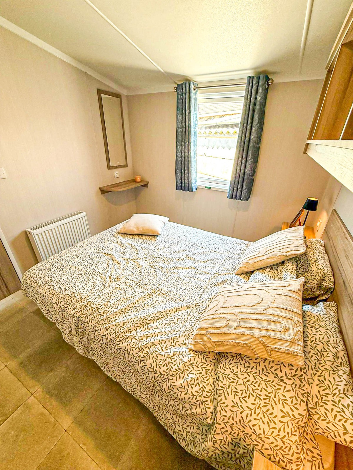 Nieuwe - Swift - Stacaravan Royan - 1100/2 - 2 slaapkamers - 1090x370cm