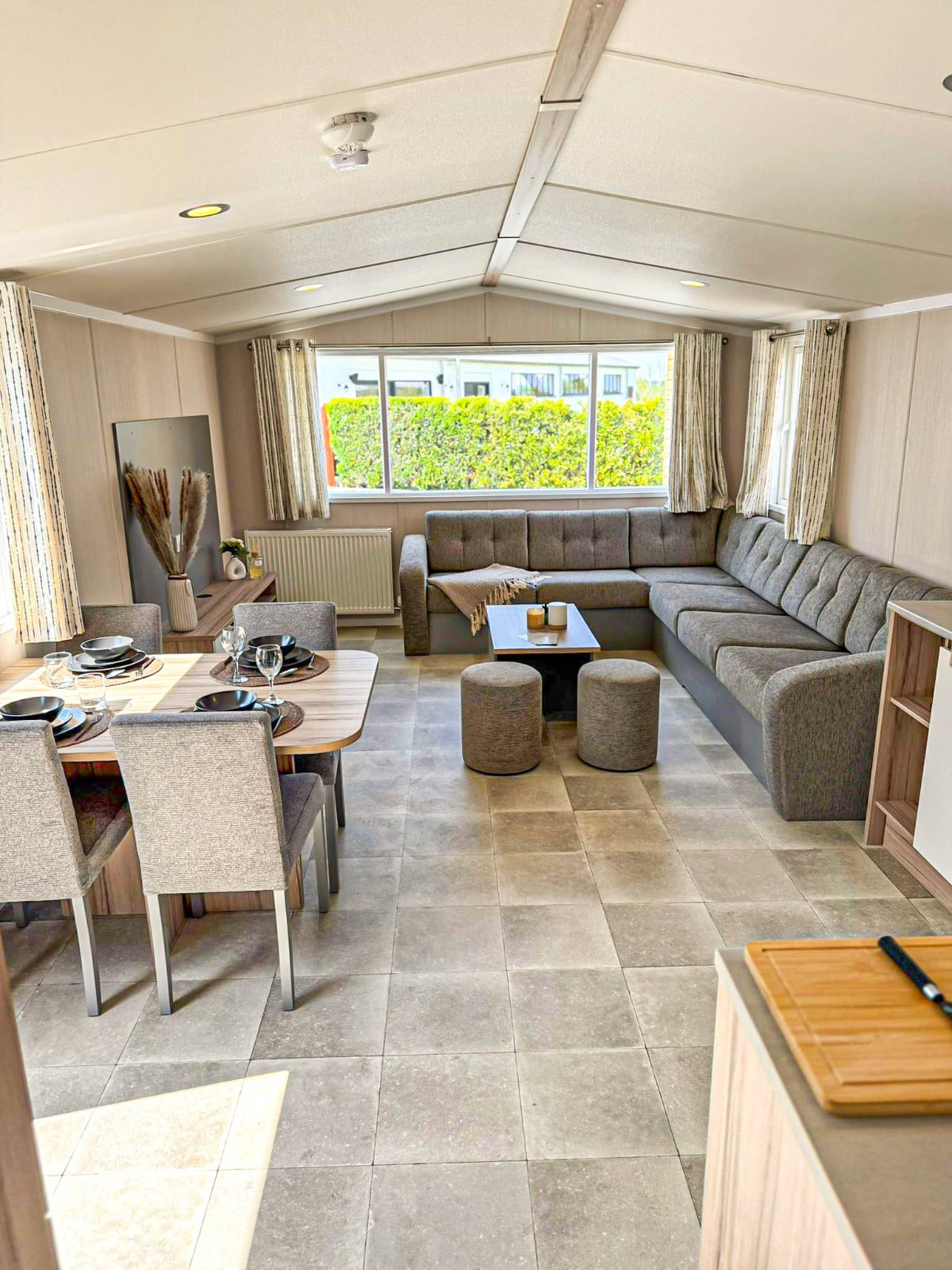 Nieuwe - Swift - Stacaravan Royan - 1100/2 - 2 slaapkamers - 1090x370cm