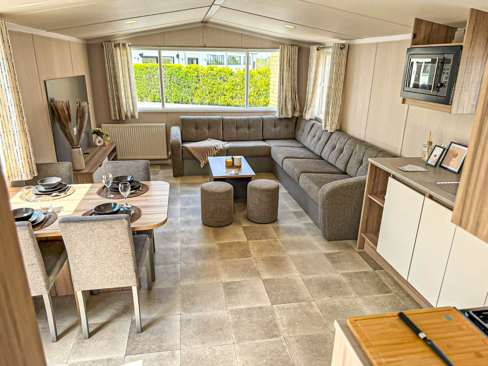 Nieuwe - Swift - Stacaravan Royan - 1100/2 - 2 slaapkamers - 1090x370cm