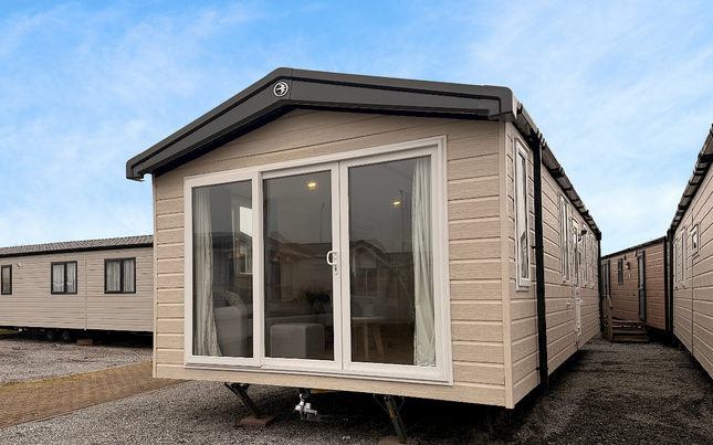 Swift - Stacaravan Ardennes - 1200/2 - 3 slaapkamers - 1200x380cm