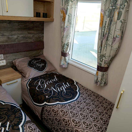 Nieuwe - Swift - Stacaravan Bordeaux - 1090/2 - 2 slaapkamers - 1090x370cm