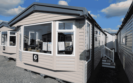 Swift - Stacaravan Loire - 1100/2 - 2 slaapkamers - 1100x380cm