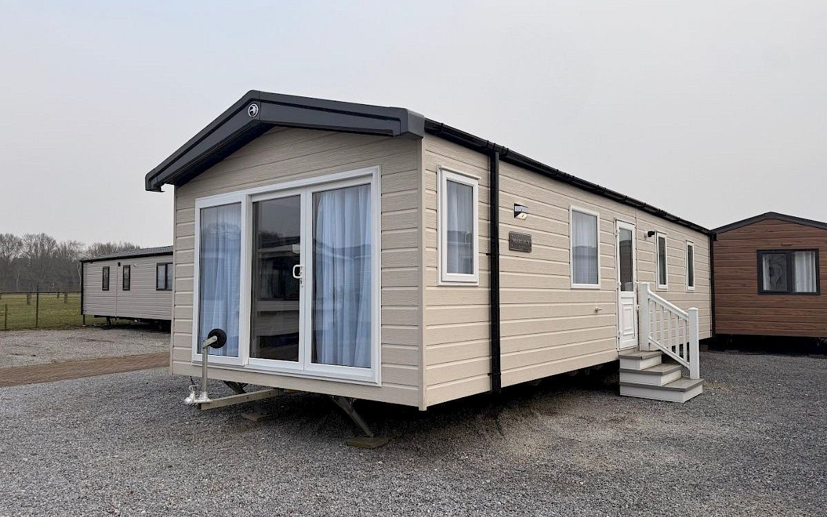 Swift - Stacaravan Margaux - 1180/3 - 3 slaapkamers - 1180x380cm