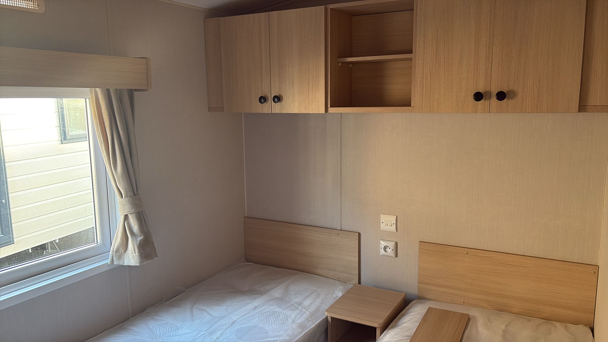 Neu - Sunseeker - Flore Mobilheim - 1100/2 - 2 Schlafzimmer - 1100x370cm