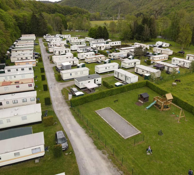 <h2> Camping<br> Le Passage<br> Rendeux</h2>